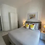 The French Coastal Retreat By J - Central, 5 Mins To Sea, Tram, Train, Ac, Wifi 尼斯