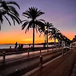 The French Coastal Retreat By J - Central, 5 Mins To Sea, Tram, Train, Ac, Wifi
