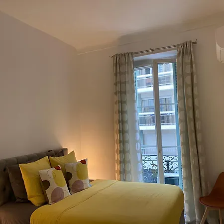 The French Coastal Retreat By J - Central, 5 Mins To Sea, Tram, Train, Ac, Wifi Appartamento