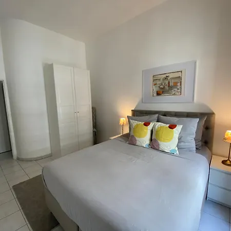 The French Coastal Retreat By J - Central, 5 Mins To Sea, Tram, Train, Ac, Wifi Nizza