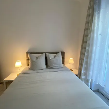 The French Coastal Retreat By J - Central, 5 Mins To Sea, Tram, Train, Ac, Wifi Appartamento *