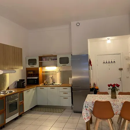 Apartment The French Coastal Retreat By J - Central, 5 Mins To Sea, Tram, Train, Ac, Wifi