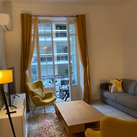 The French Coastal Retreat By J - Central, 5 Mins To Sea, Tram, Train, Ac, Wifi