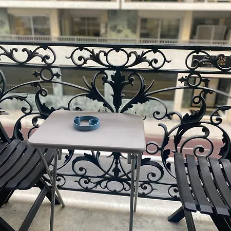 The French Coastal Retreat By J - Central, 5 Mins To Sea, Tram, Train, Ac, Wifi
